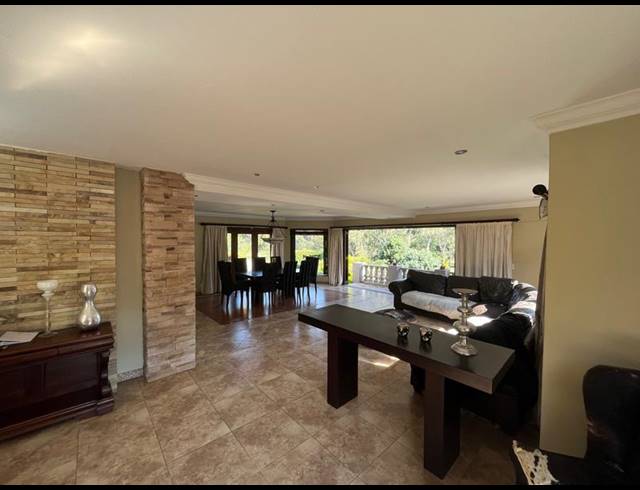 4 BEDROOM HOUSE FOR SALE IN WATERKLOOF